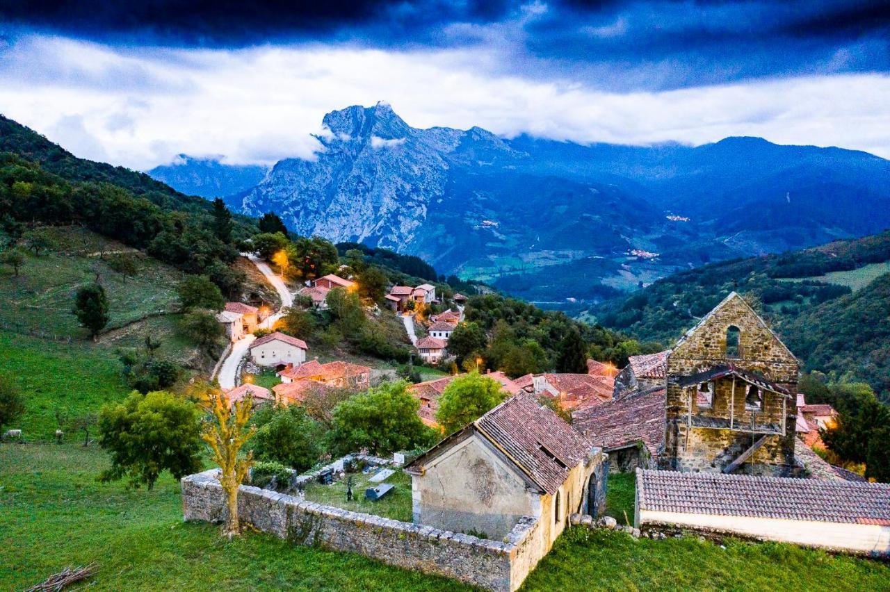 Apartamentos Los Picos De Europa Colio Extérieur photo
