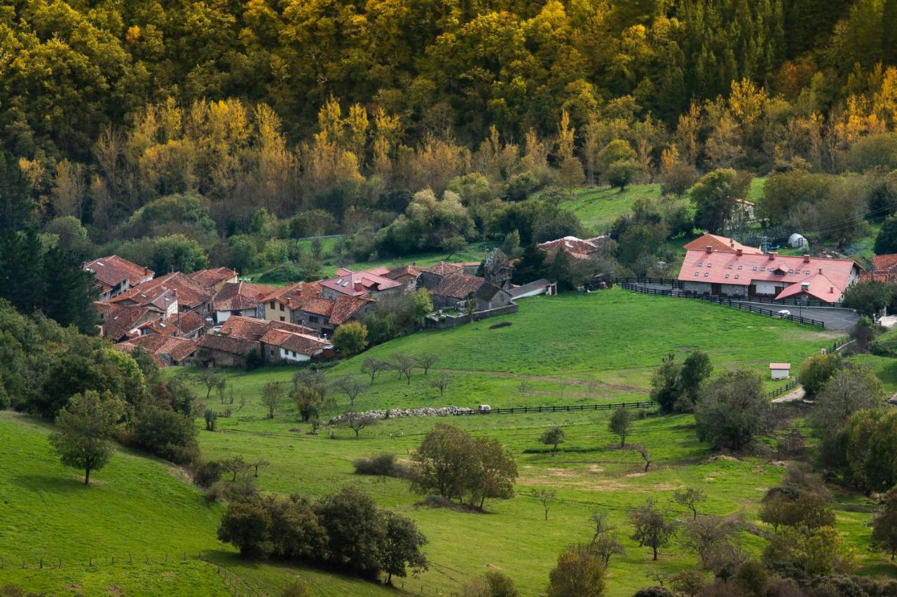 Apartamentos Los Picos De Europa Colio Extérieur photo