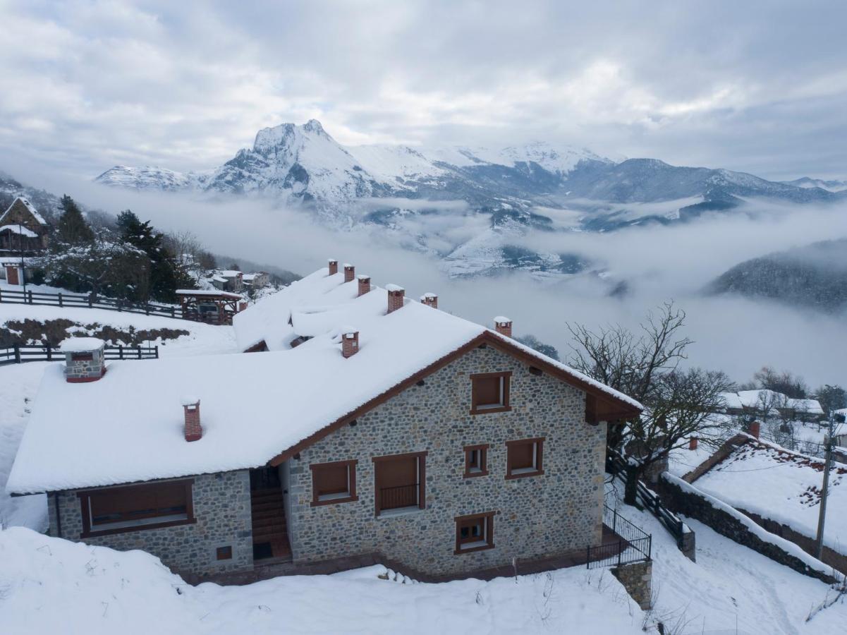 Apartamentos Los Picos De Europa Colio Extérieur photo